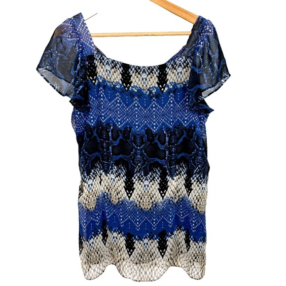 NY Collection XL Blue Geometric Ruffle Blouse V-Neck Flutter Sleeves Career Top - Picture 2 of 5